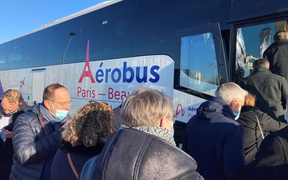 transfert aeroport beauvais paris