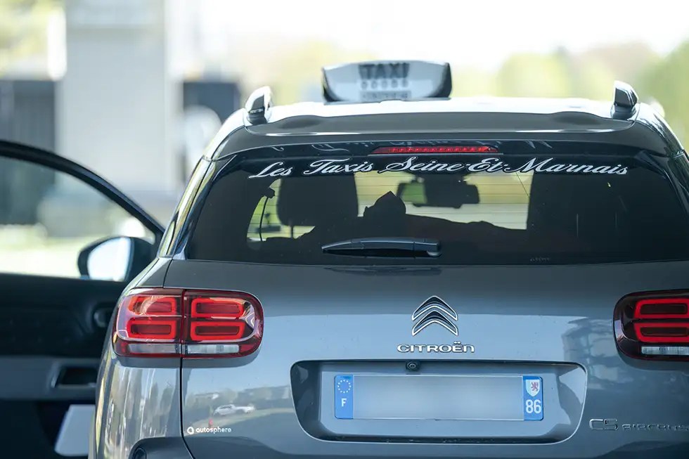 taxi marne la vallée chessy